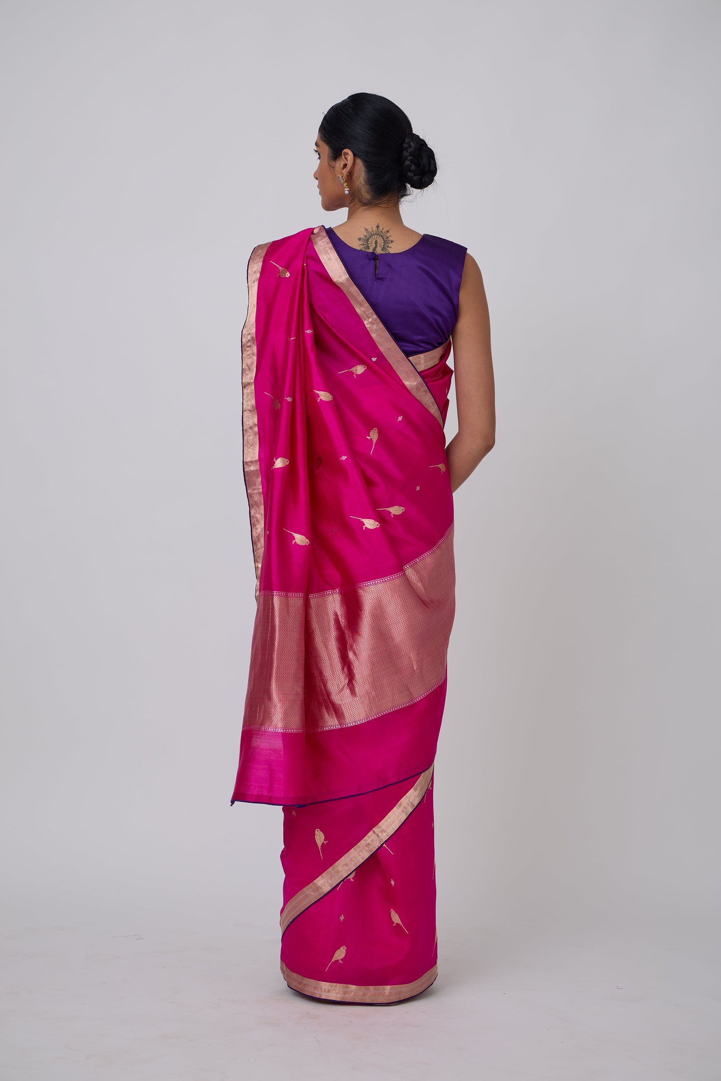 Booti - Rani Silk Saree
