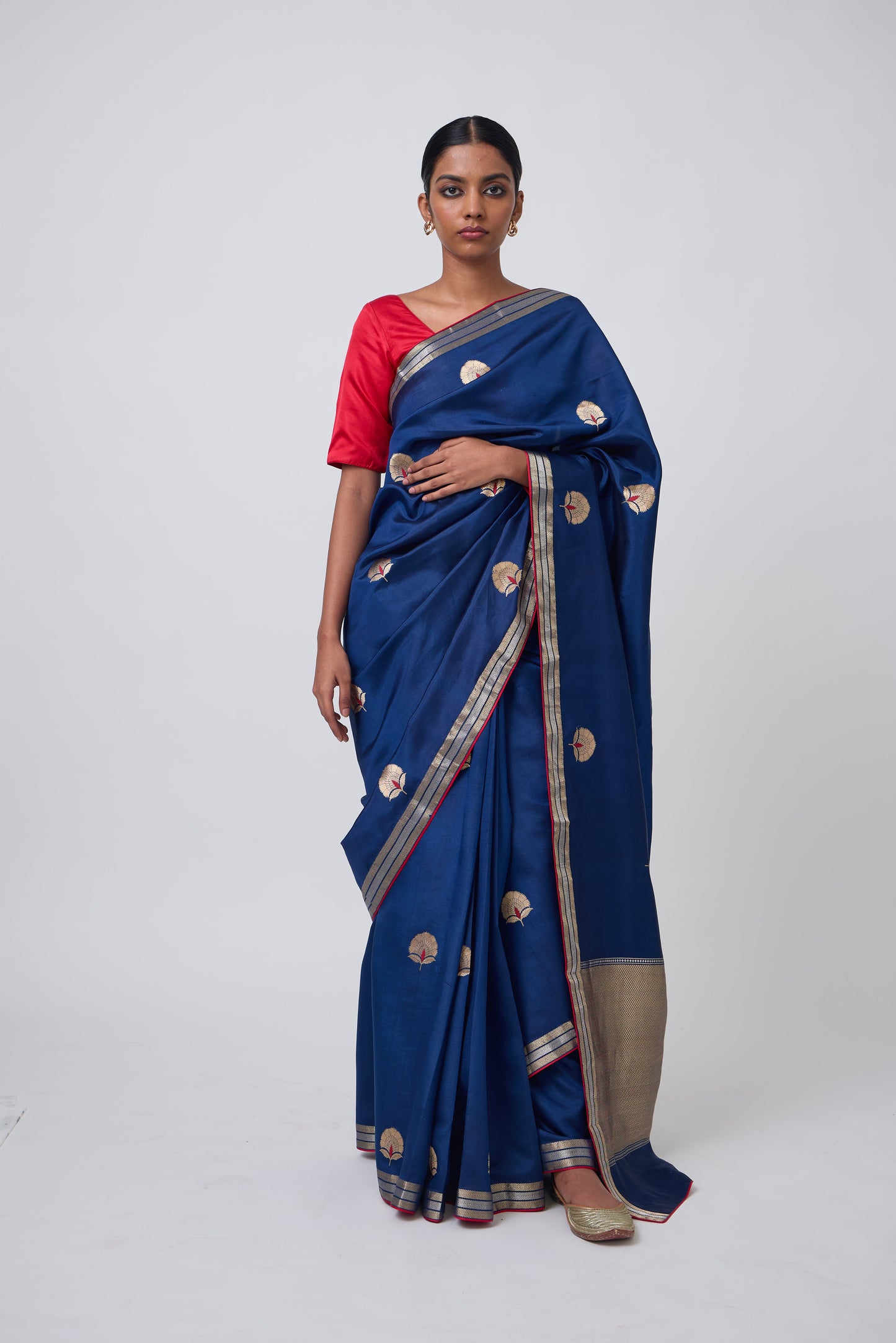 Booti -Navy Blue Silk Saree