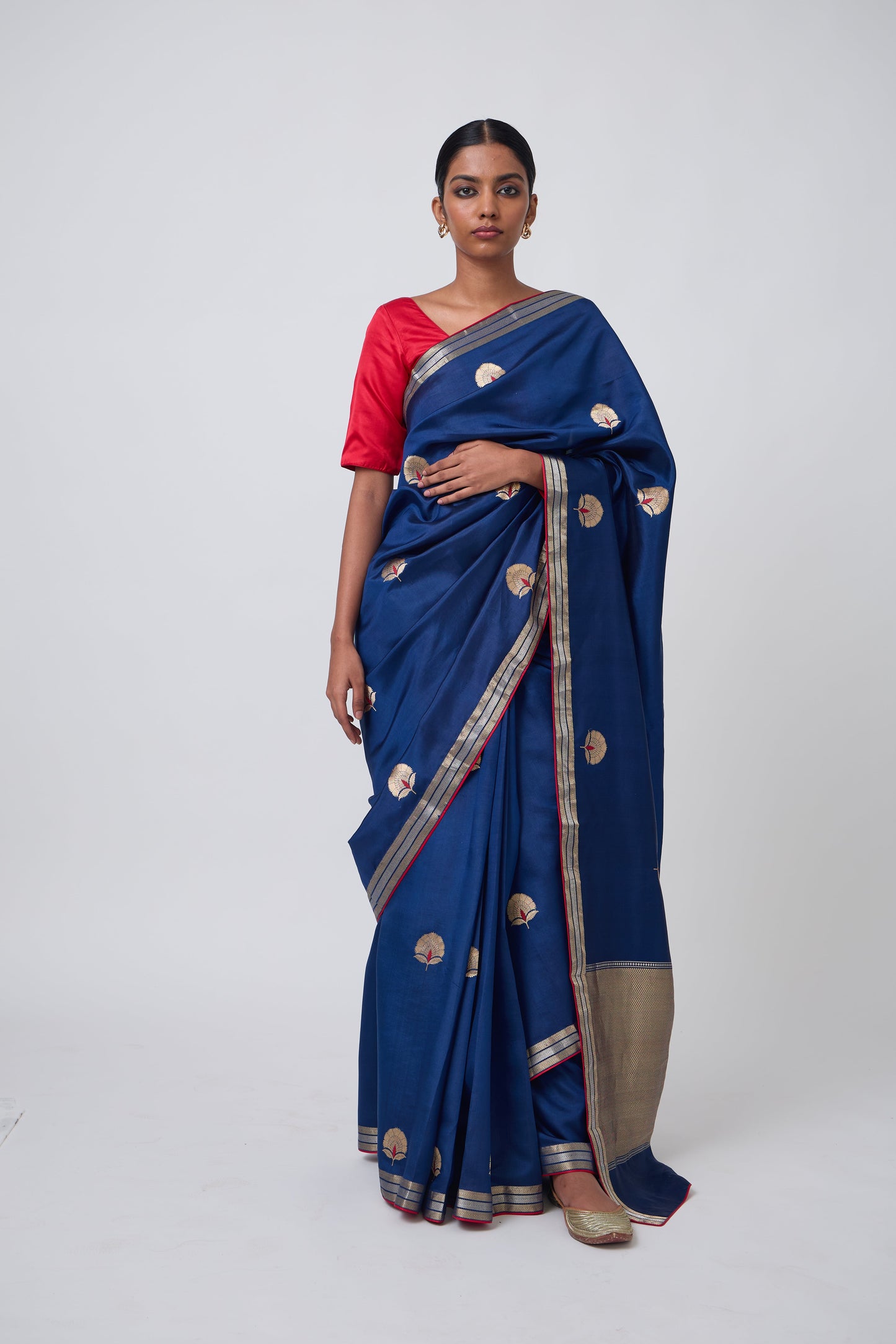 Booti -Navy Blue Silk Saree