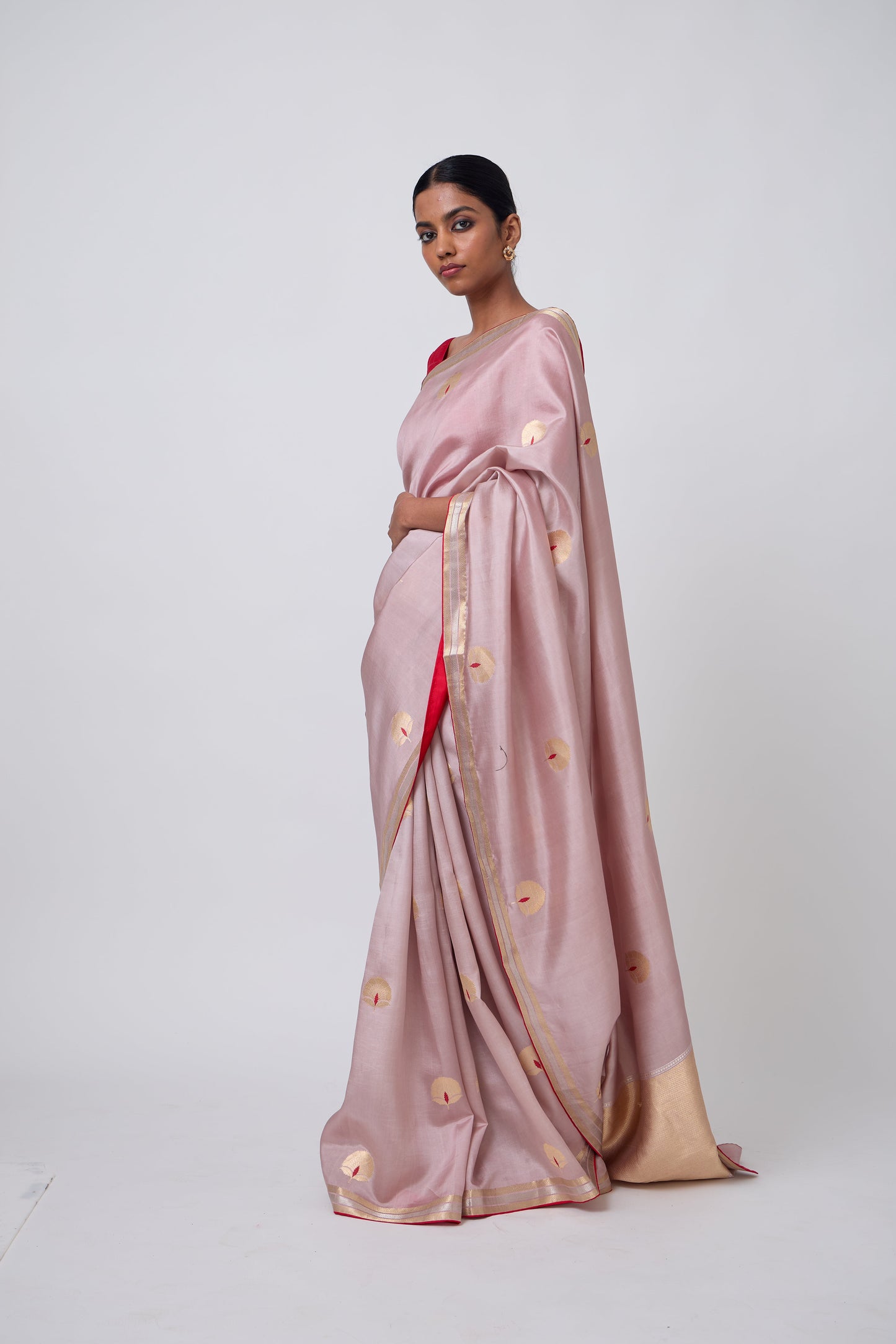 Booti - Mauve Silk Saree