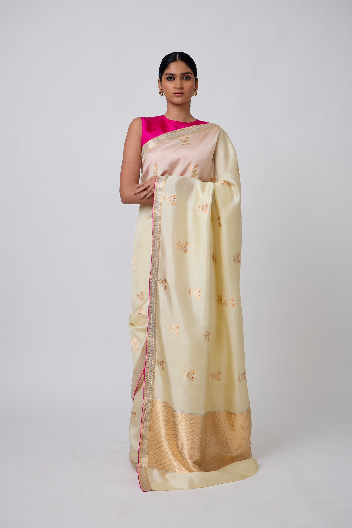 Booti - Beige Silk Saree