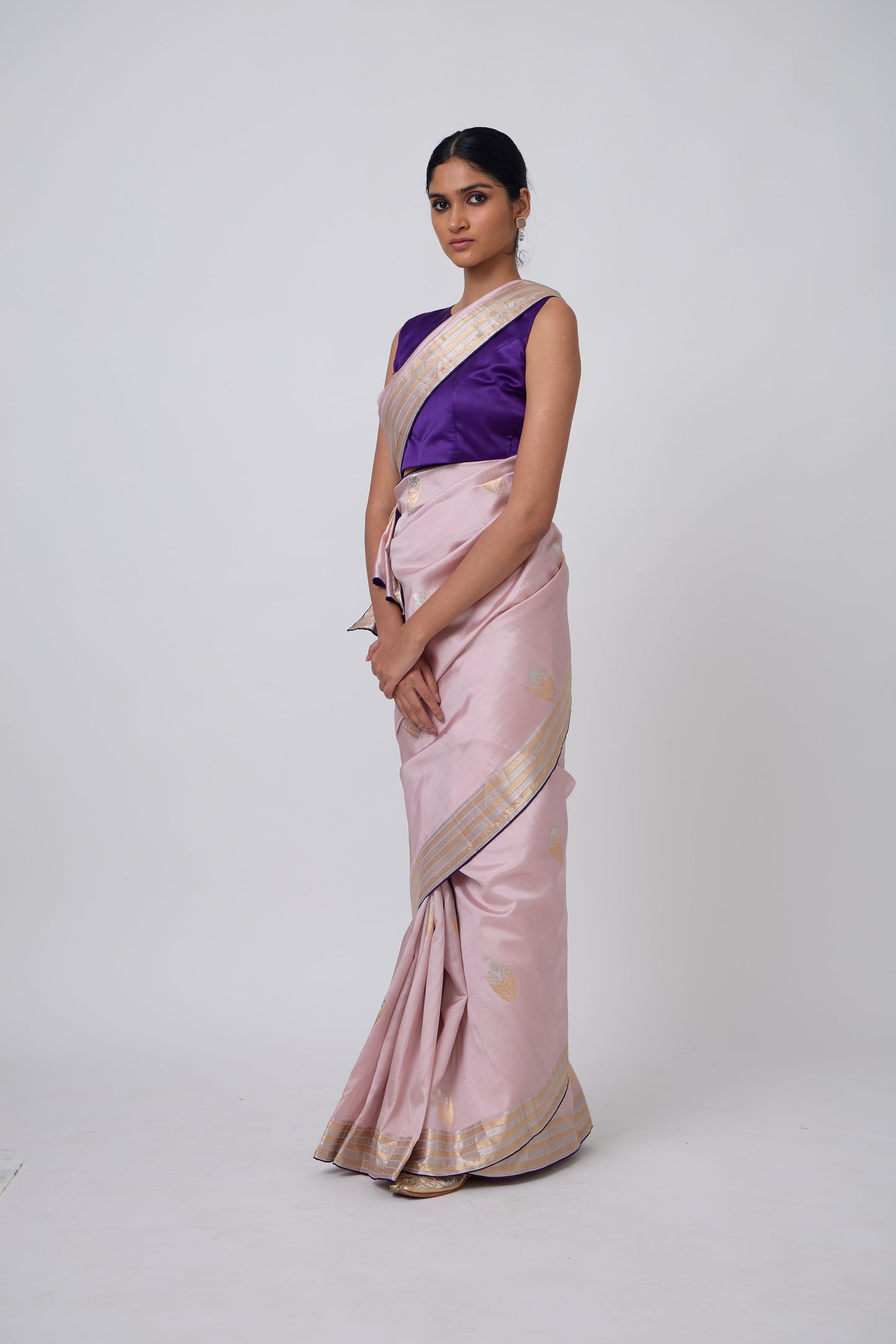 Booti - Mauve Silk Saree