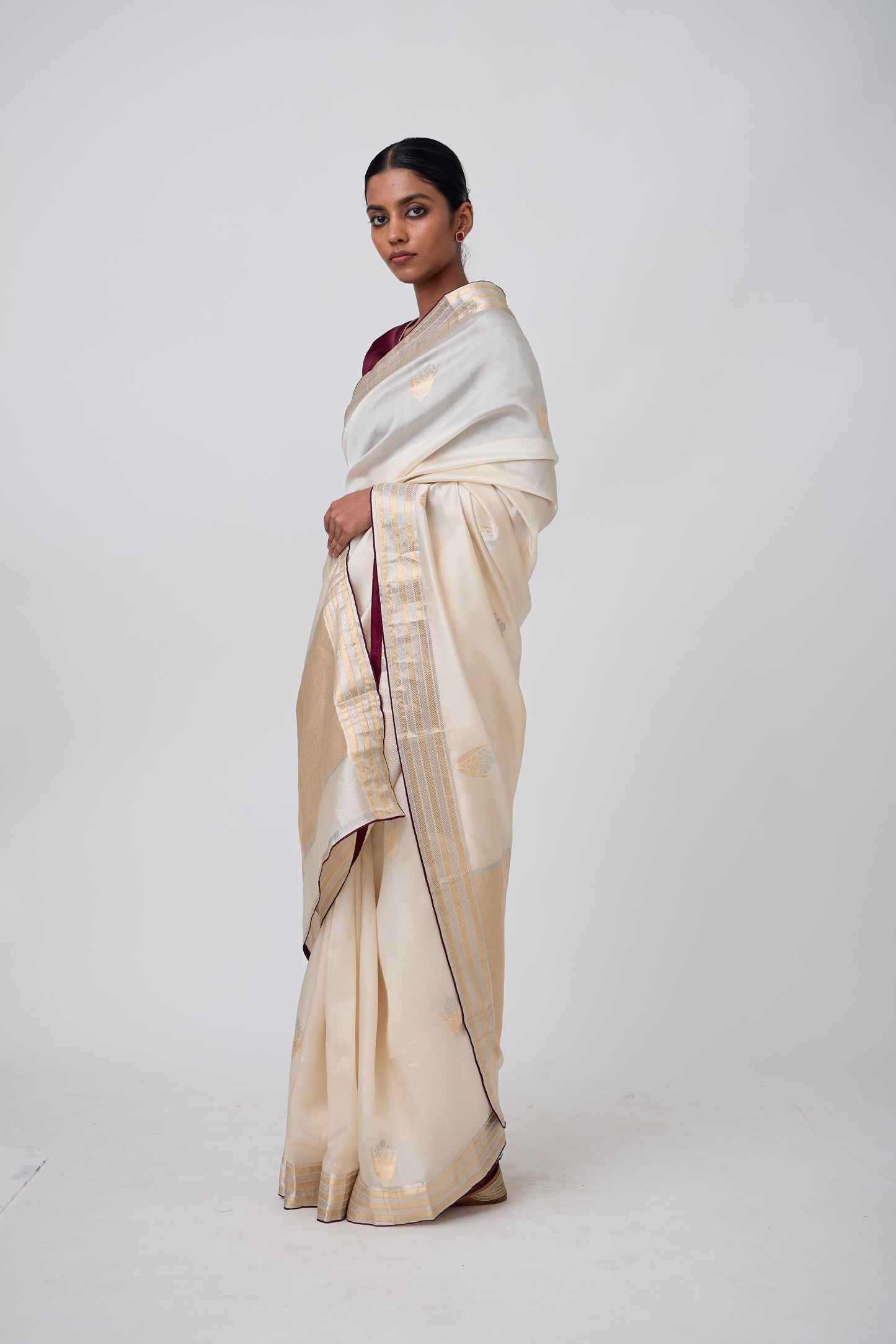 Booti - Beige Silk Saree,