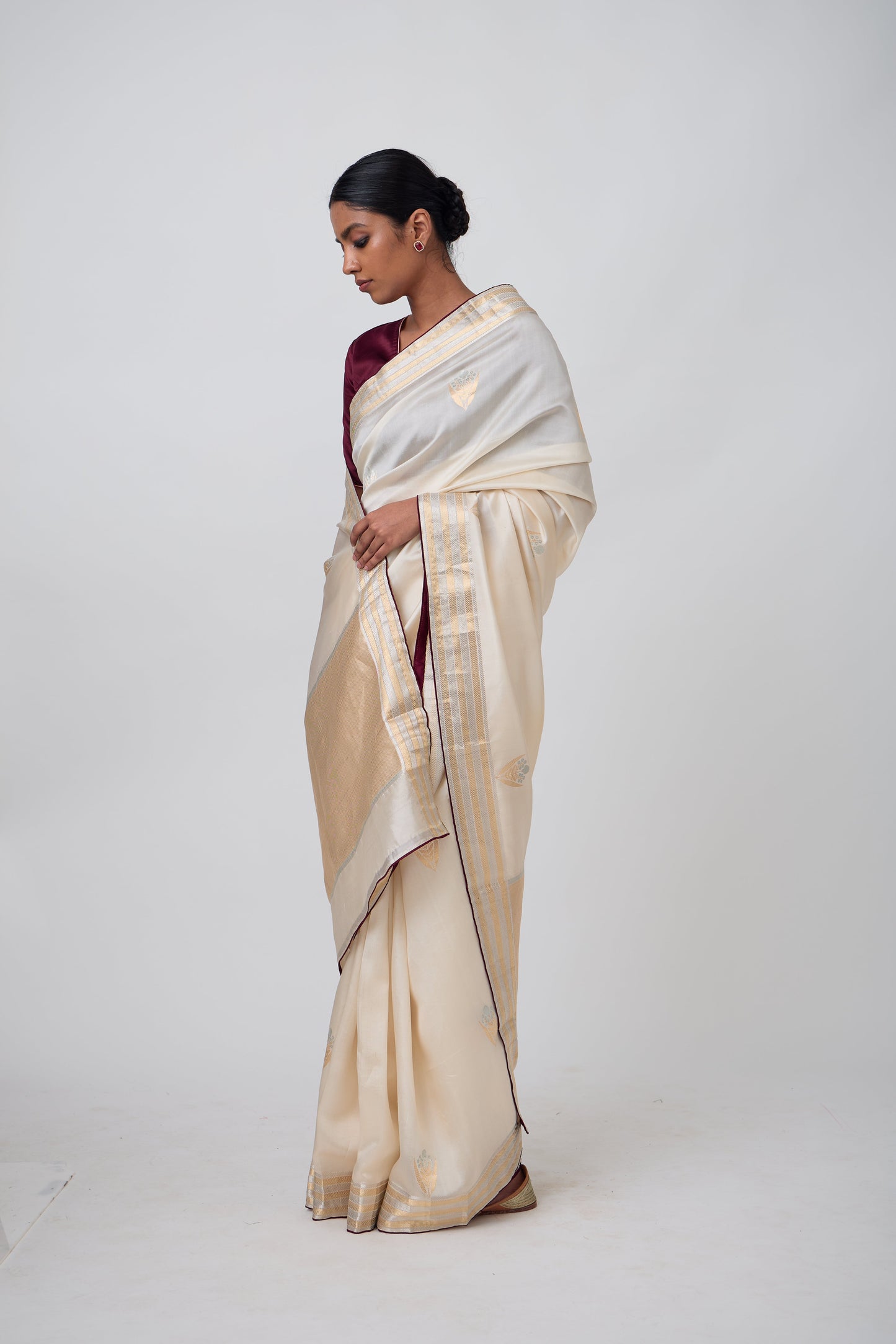 Booti - Beige Silk Saree,