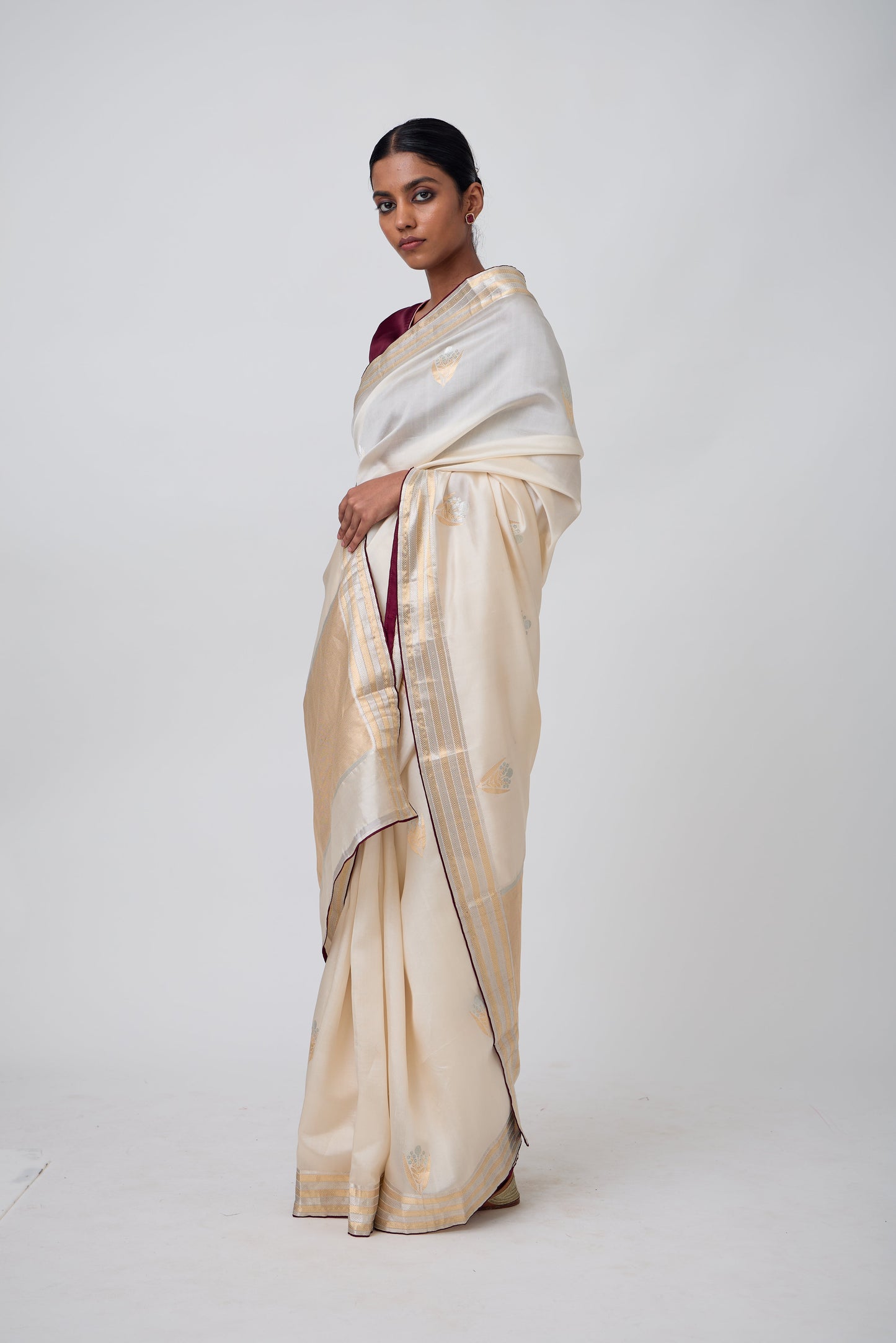 Booti - Beige Silk Saree,
