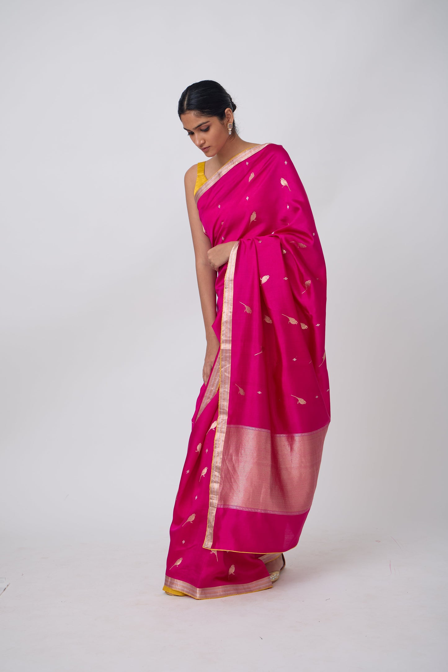 Booti - Rani Silk Saree