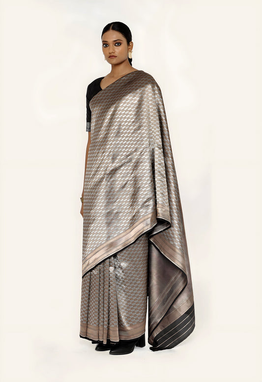 Dhari - BLACK GOLD SILVER JARI