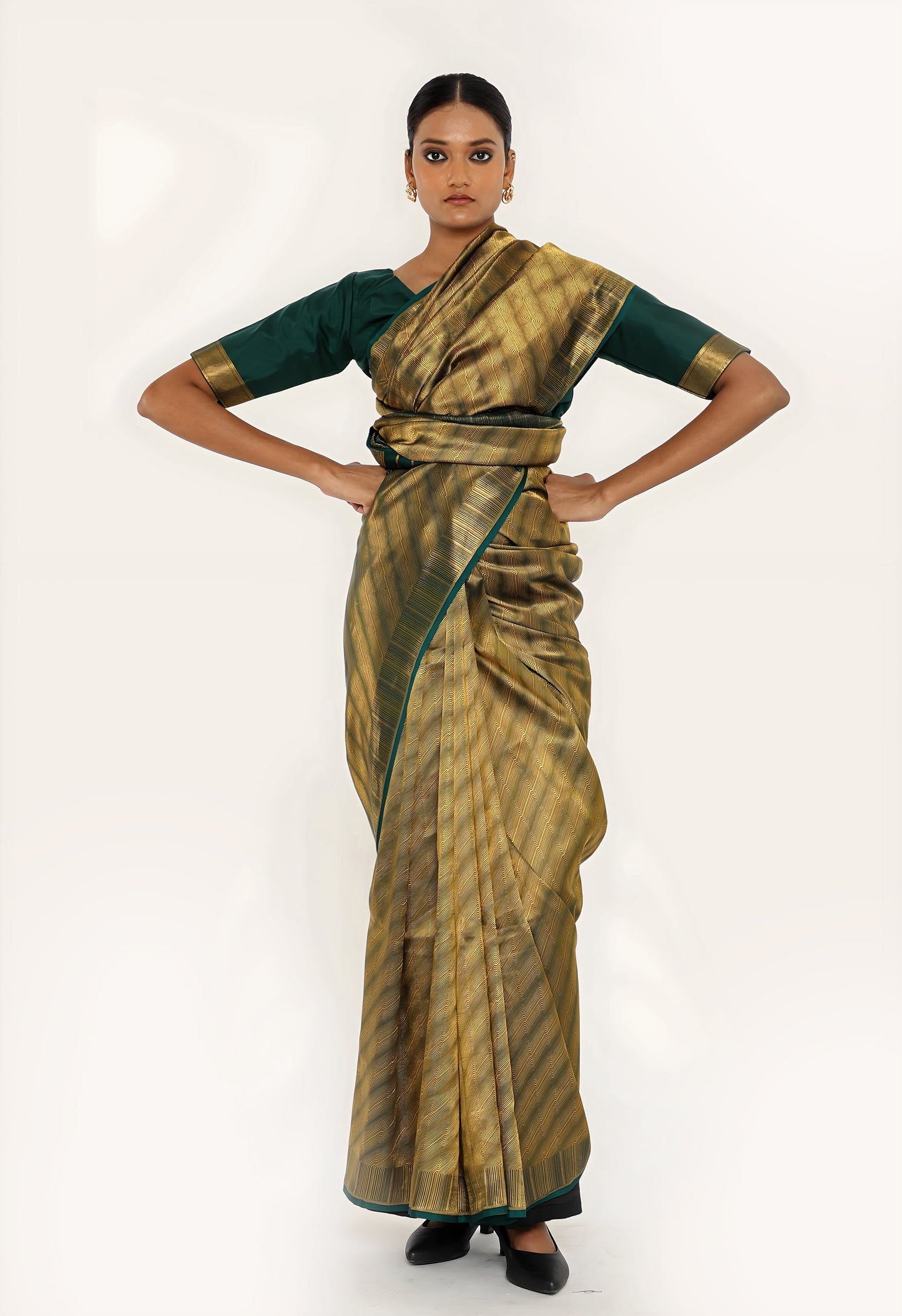 Dhari - BOTTLE GEEN GOLD JARI METALIC